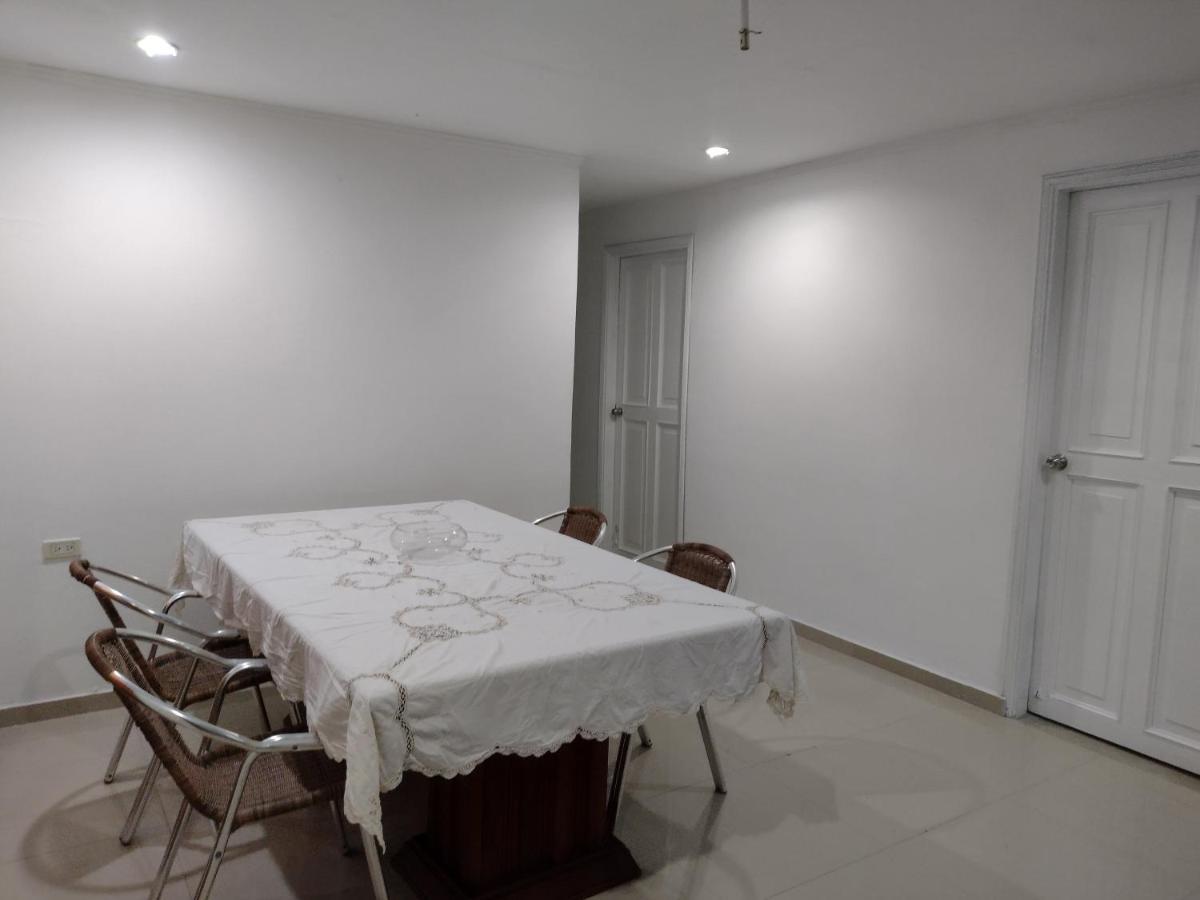 Clementina Hostel Cartagena Екстер'єр фото