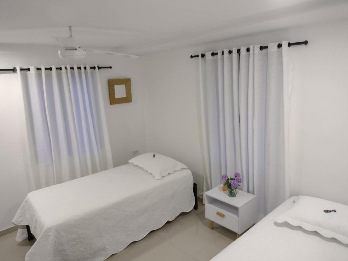 Clementina Hostel Cartagena Екстер'єр фото