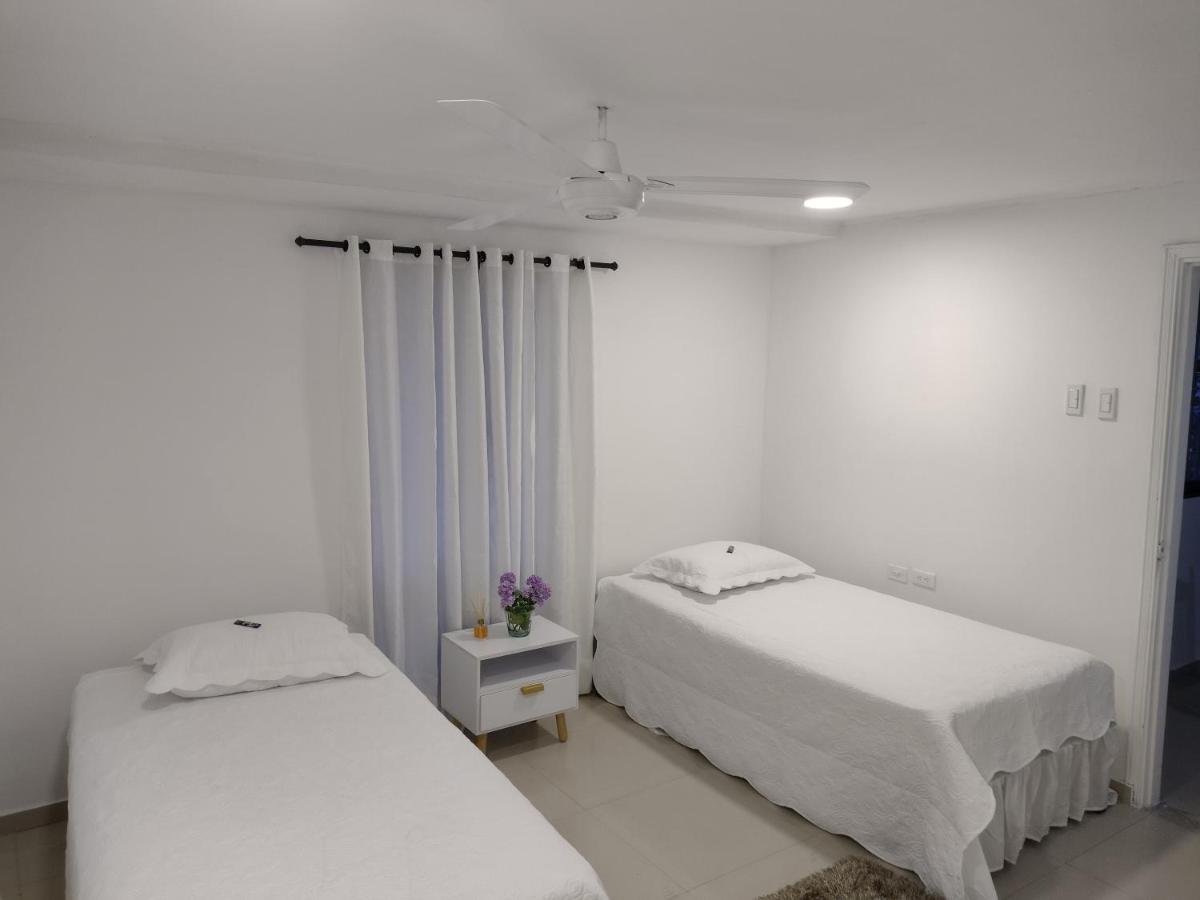 Clementina Hostel Cartagena Екстер'єр фото